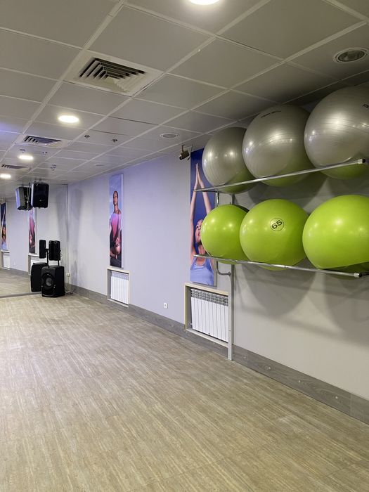 Здається в оренду фітнес зал на Ахматової