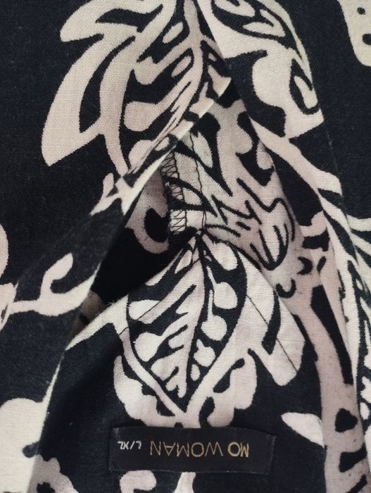 Saída de praia com decote em bico