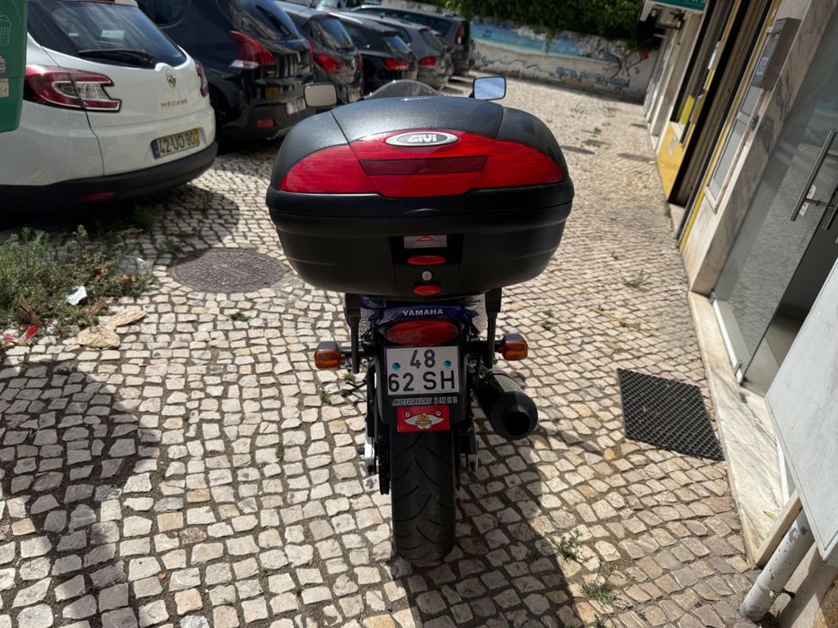 YAMAHA yzf muito estimada
