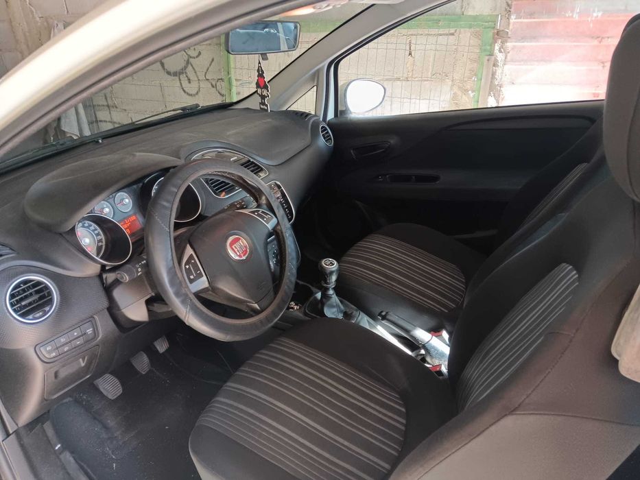 Fiat Punto Branco