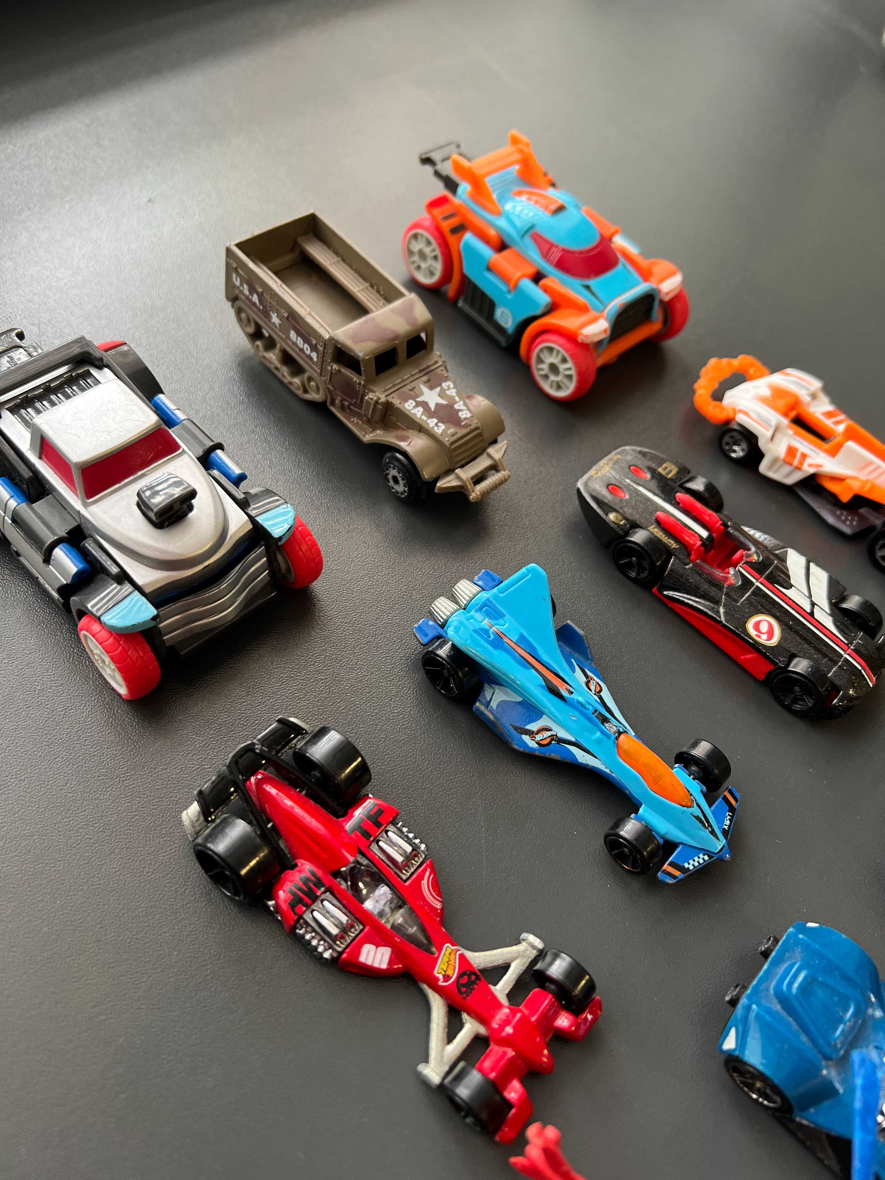 Модельки Hot wheels та інші