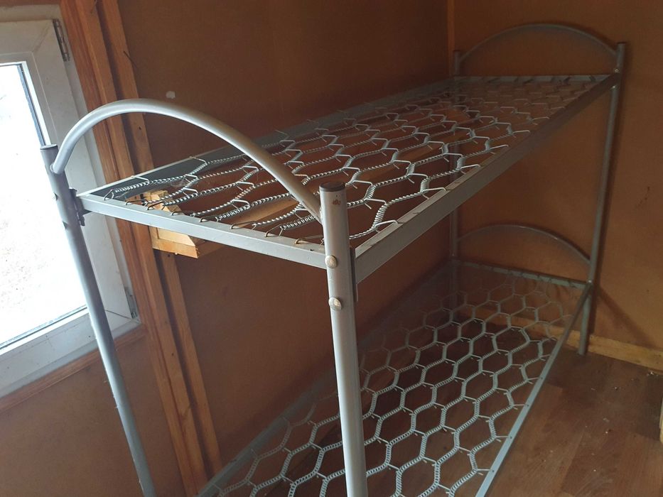 Ліжко металеве двоярусне 190х70 см