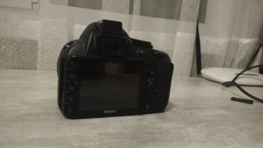 Продам Фотоапарат Nikon d3100