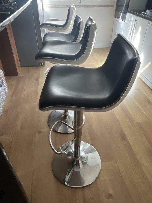 Cadeiras altas cozinha