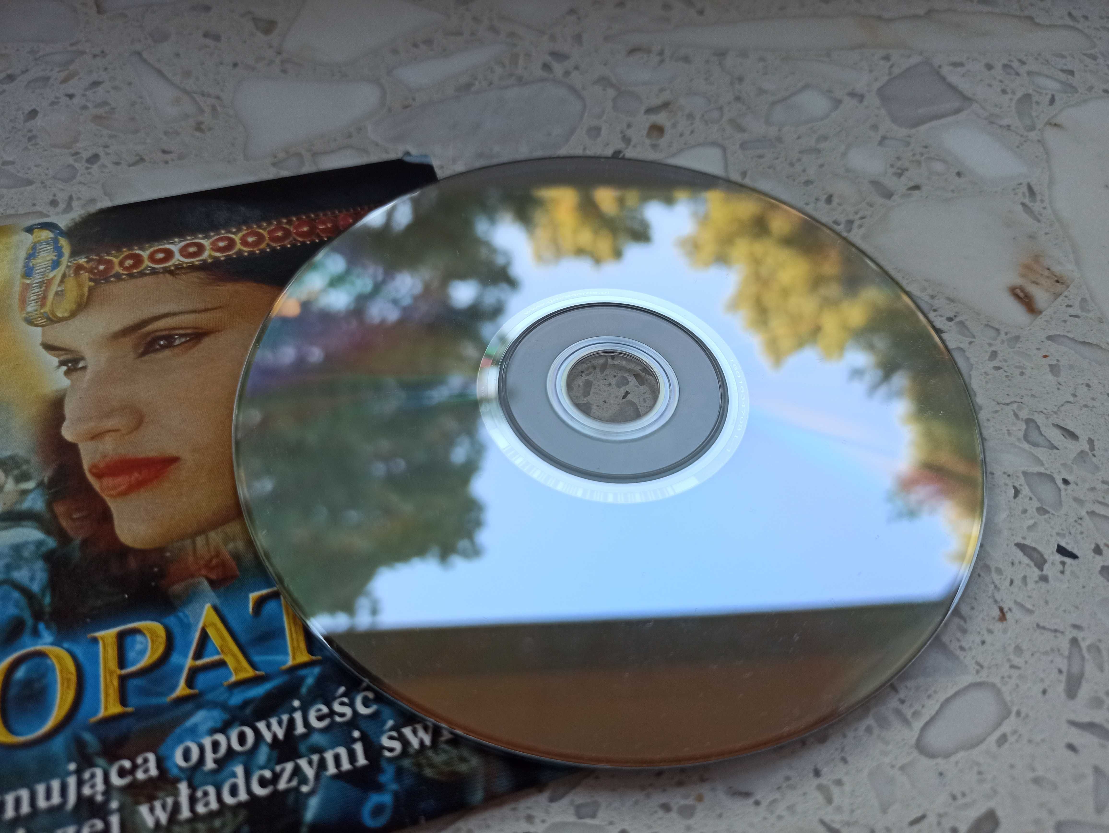 KLEOPATRA - film z 1999/2000 roku