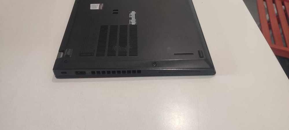 LENOVO Thinkpad X390 i7-8665U 16G 512G Wifi 4G-LTE W11Pro