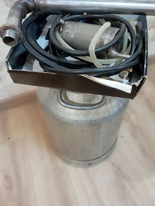 Дистиллятор заводской ,бидон 40 литров