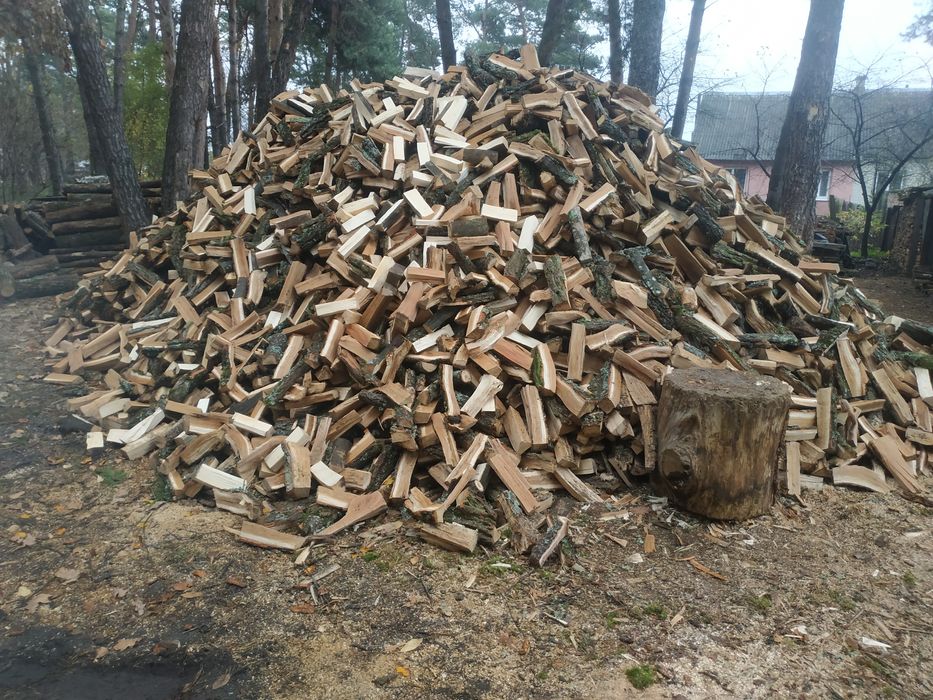 Продам дрова різних порід з доставкою деталі за телефоном