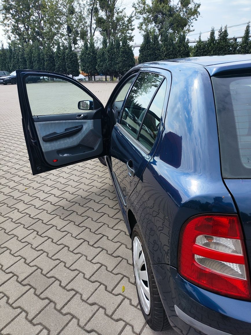 Škoda Fabia 1.4 benzyna, klima sprawna.