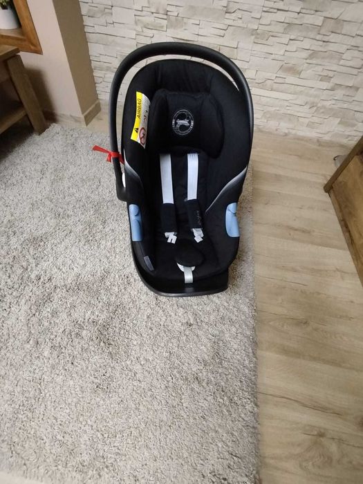 Nosidełko, fotelik niemowlęcy z bazą isofix