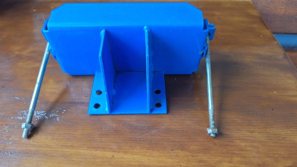 Скринька під АКБ 186F