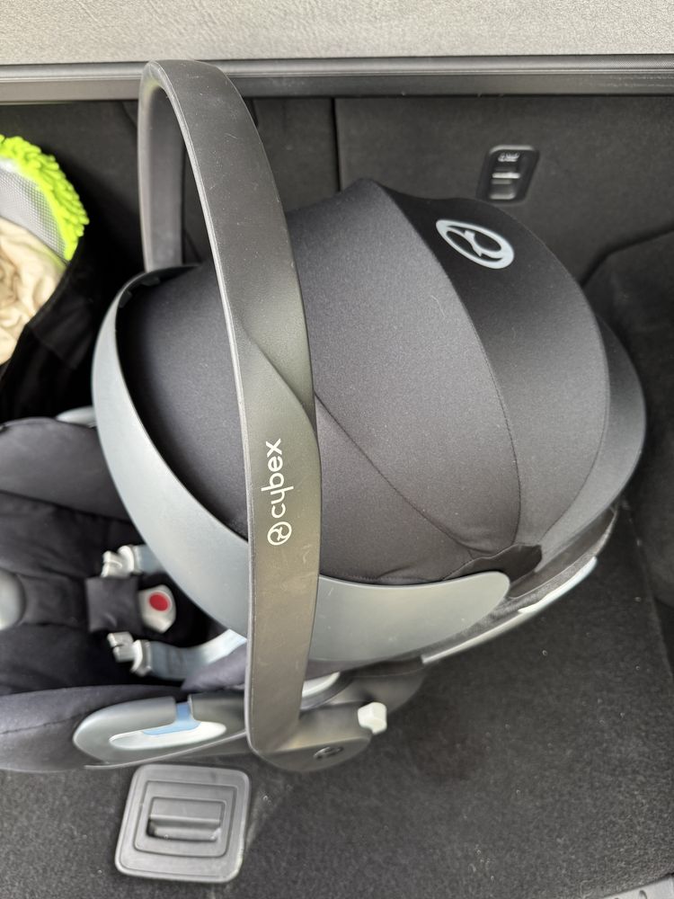 Автокрісло Cybex Cloud Z з базою Isofix Cloud T.