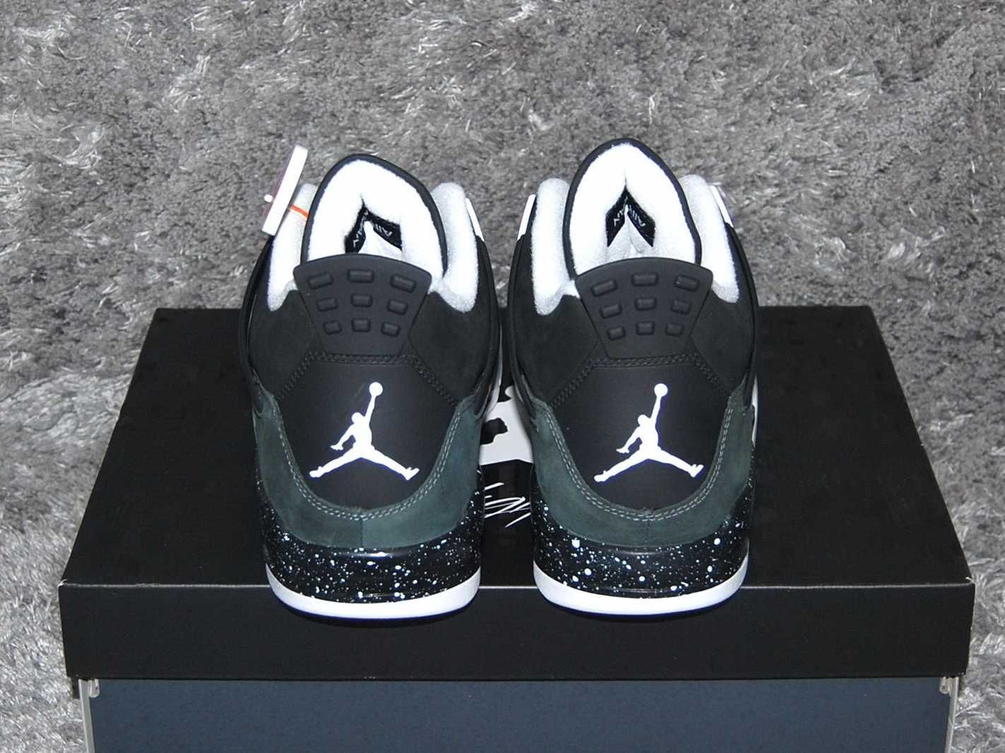 Buty Jordan4 Air Retro Fear nowy z metką R.40