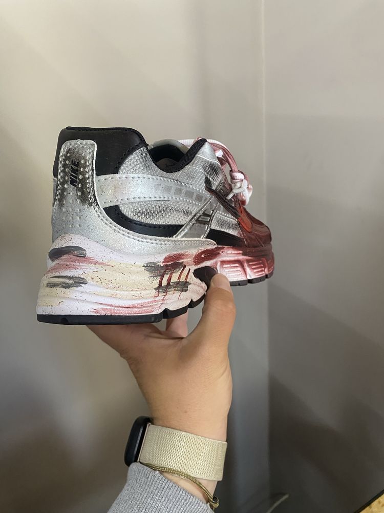 Nike Initiator Custom Red