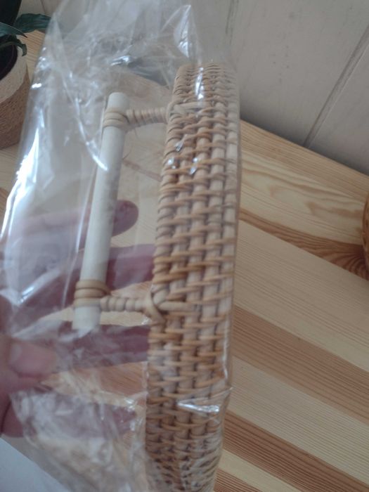 Taca do serwowania rattanowa ręcznie tkana