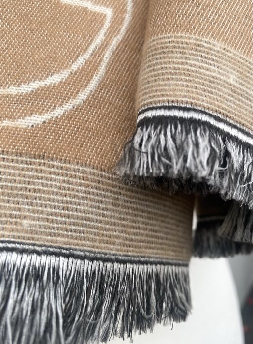 Dwustronny szal z kotkami 20% wełna