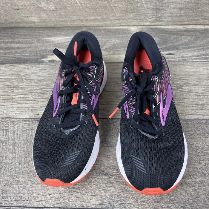 Кросівки оригінал безкоштовно