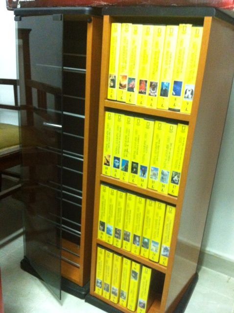 2 Torres DVDs e CDs - Oportunidade