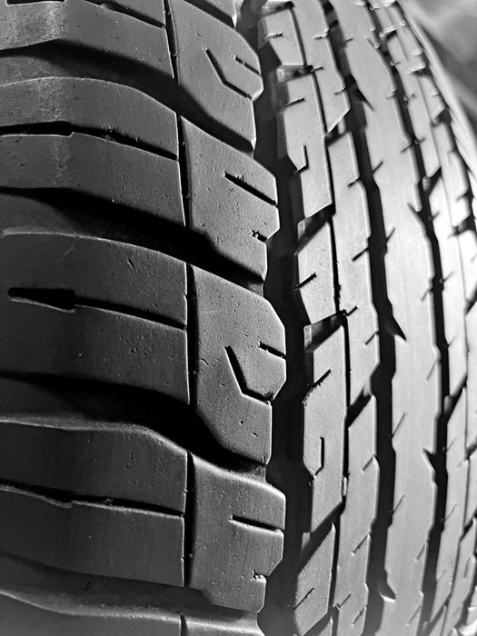 Шини Б/в 265.60.18 комплект Dunlop