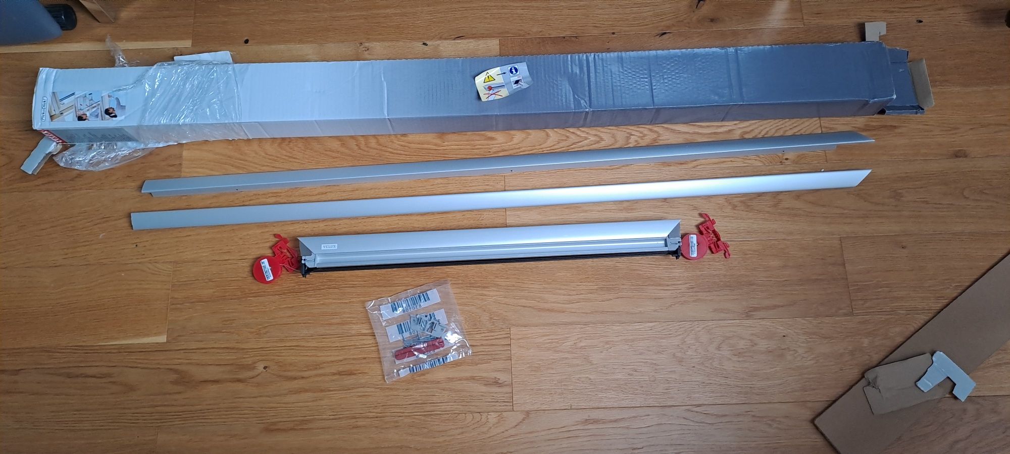 Roleta przyciemniająca velux GZL MK08