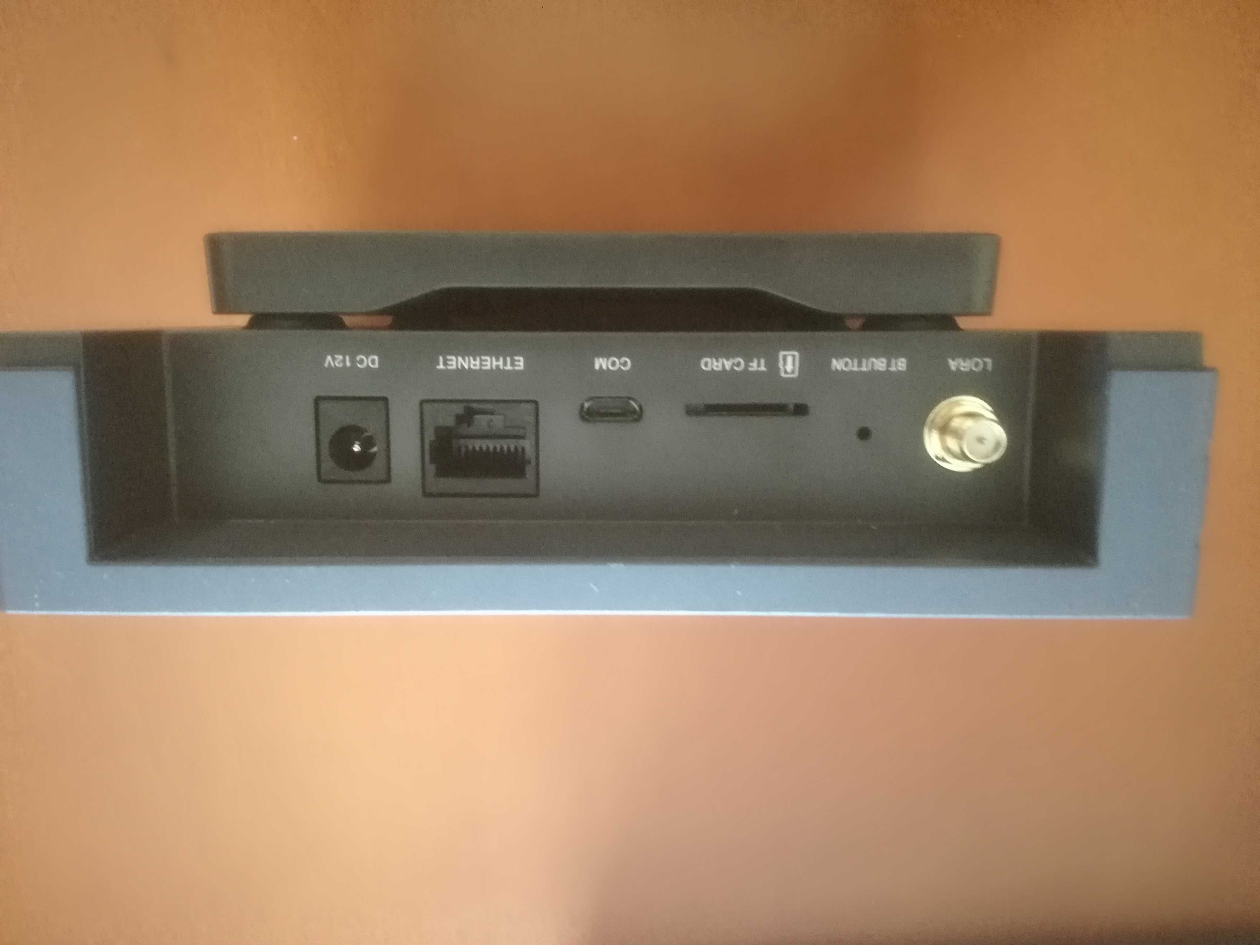 BOBCAT 300  Miner + Zestaw Antenowy