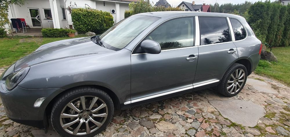 Porsche Cayenne 340km stan bdb