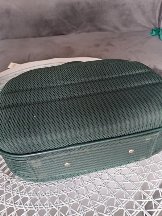 Kuferek walizka na kosmetyki