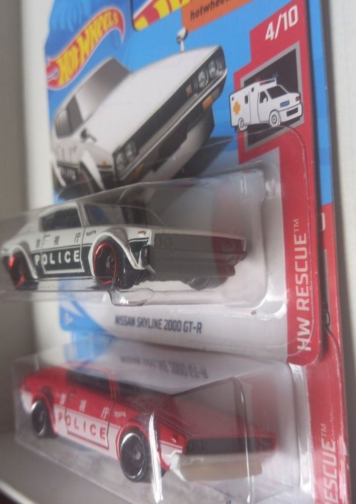 Conjunto 2 - nissan skyline 2000gt-r hot wheels