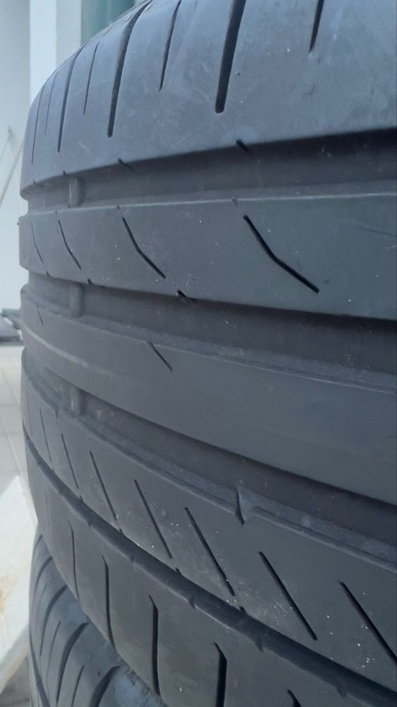 Pneus 225/35r18 continental