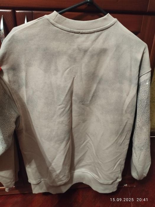 Новий світшот класнющий