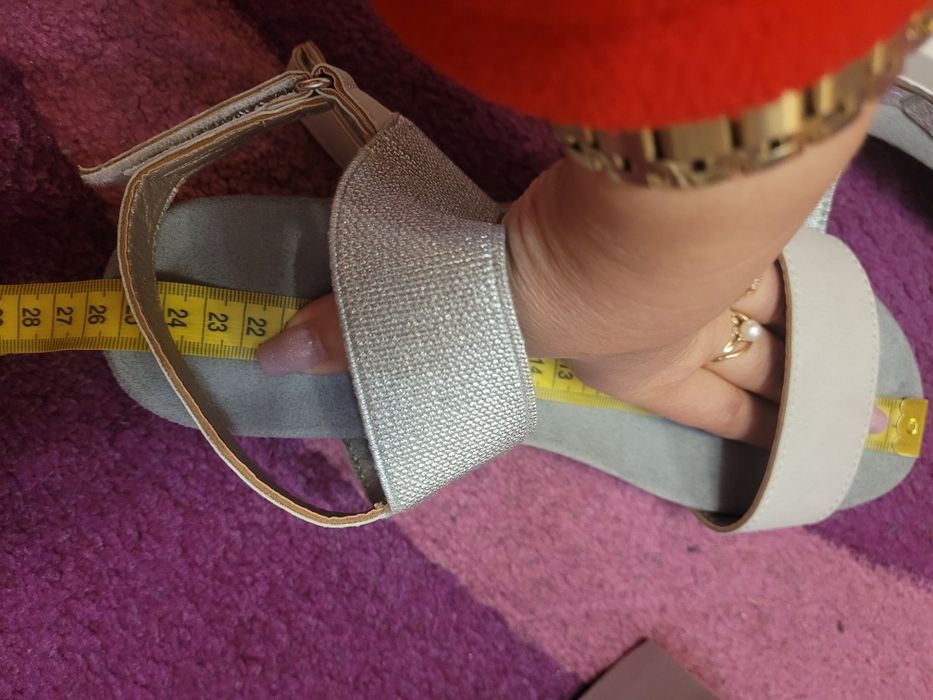 Продам босоніжки Marko Tozzy