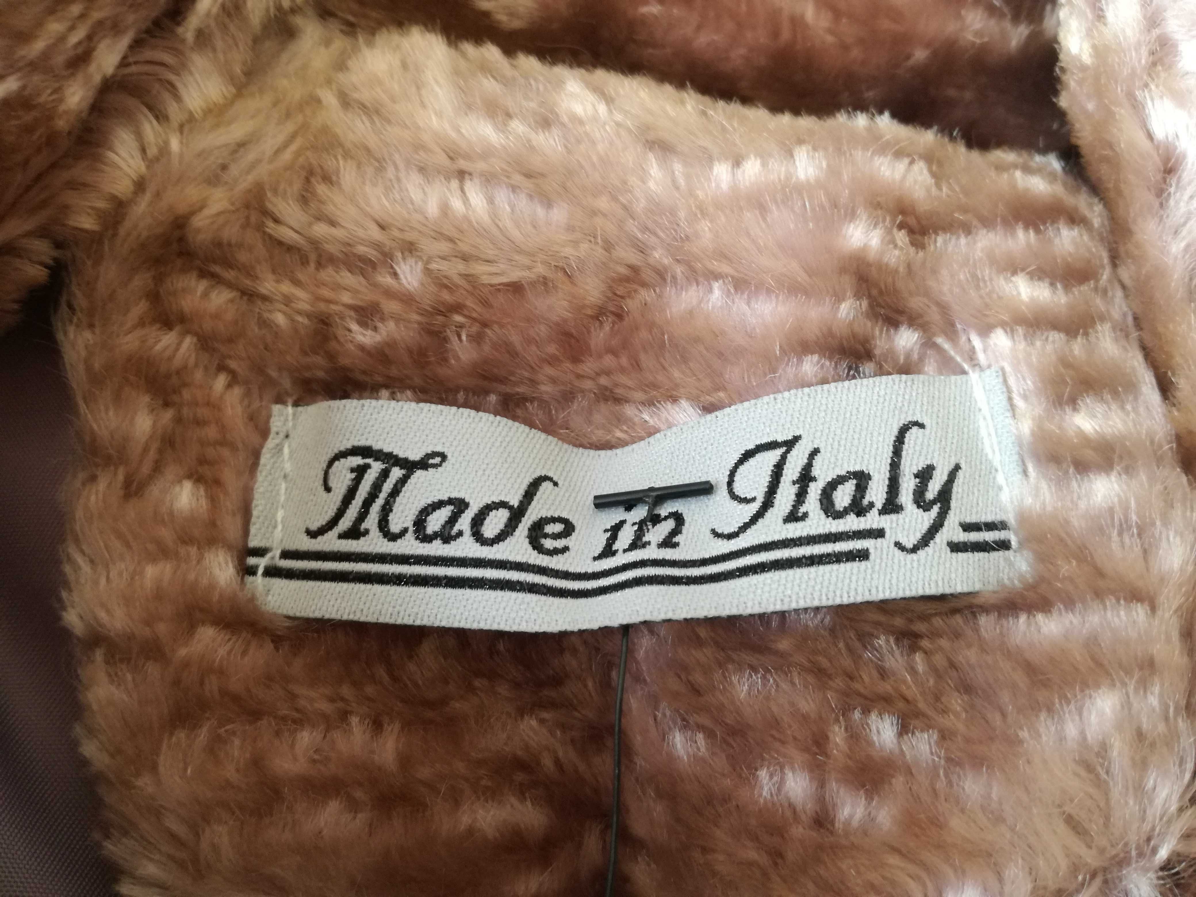 Casaco Bolero, Made in Italy, a estrear