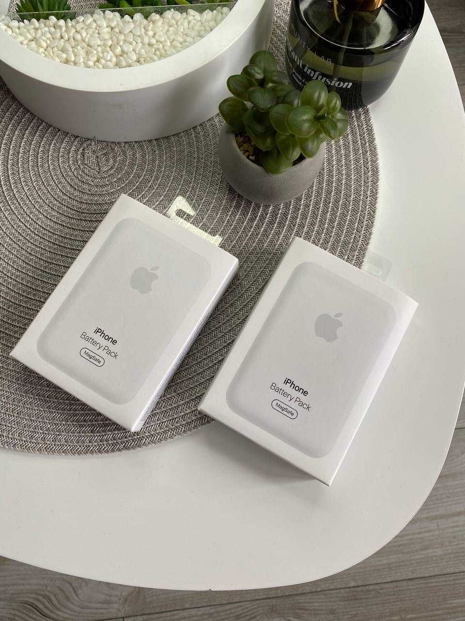 Apple MagSafe Battery Pack 5000 mAh / Павер банк на 5000 mah /