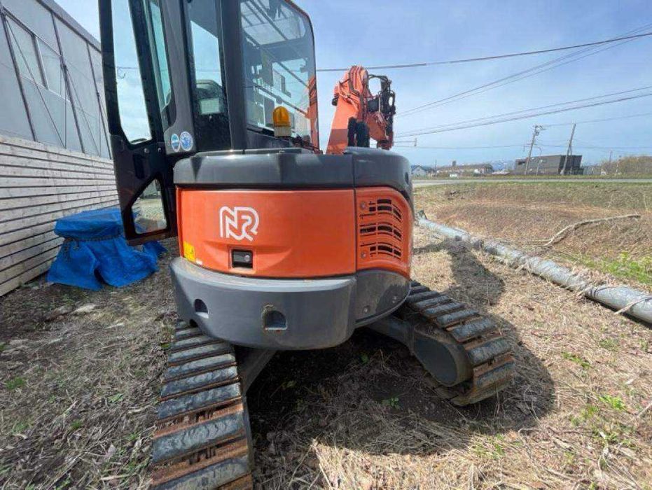 Экскаватор гусеничный Hiitachi ZX40UR-3