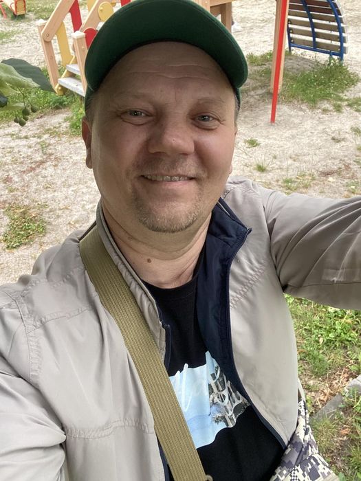 Благоустрий работы на участке  обрезка спил деревьев розчистка корчева