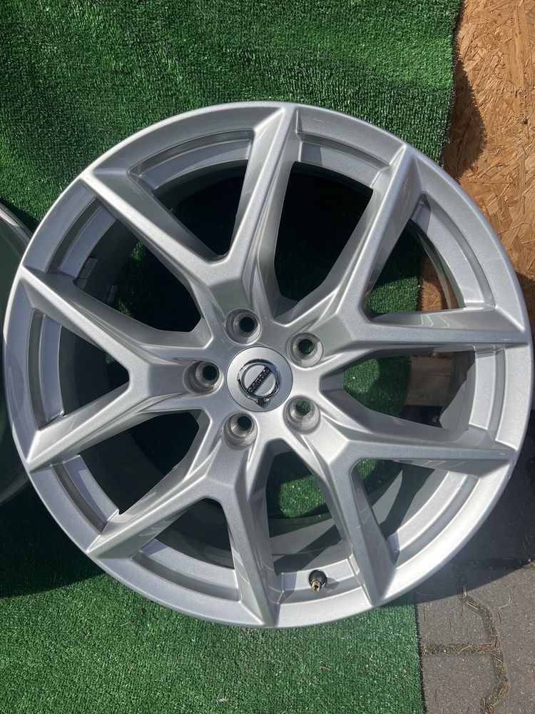 Alufelgi VOLVO 5x108 oryginal 18 cali jak nowe