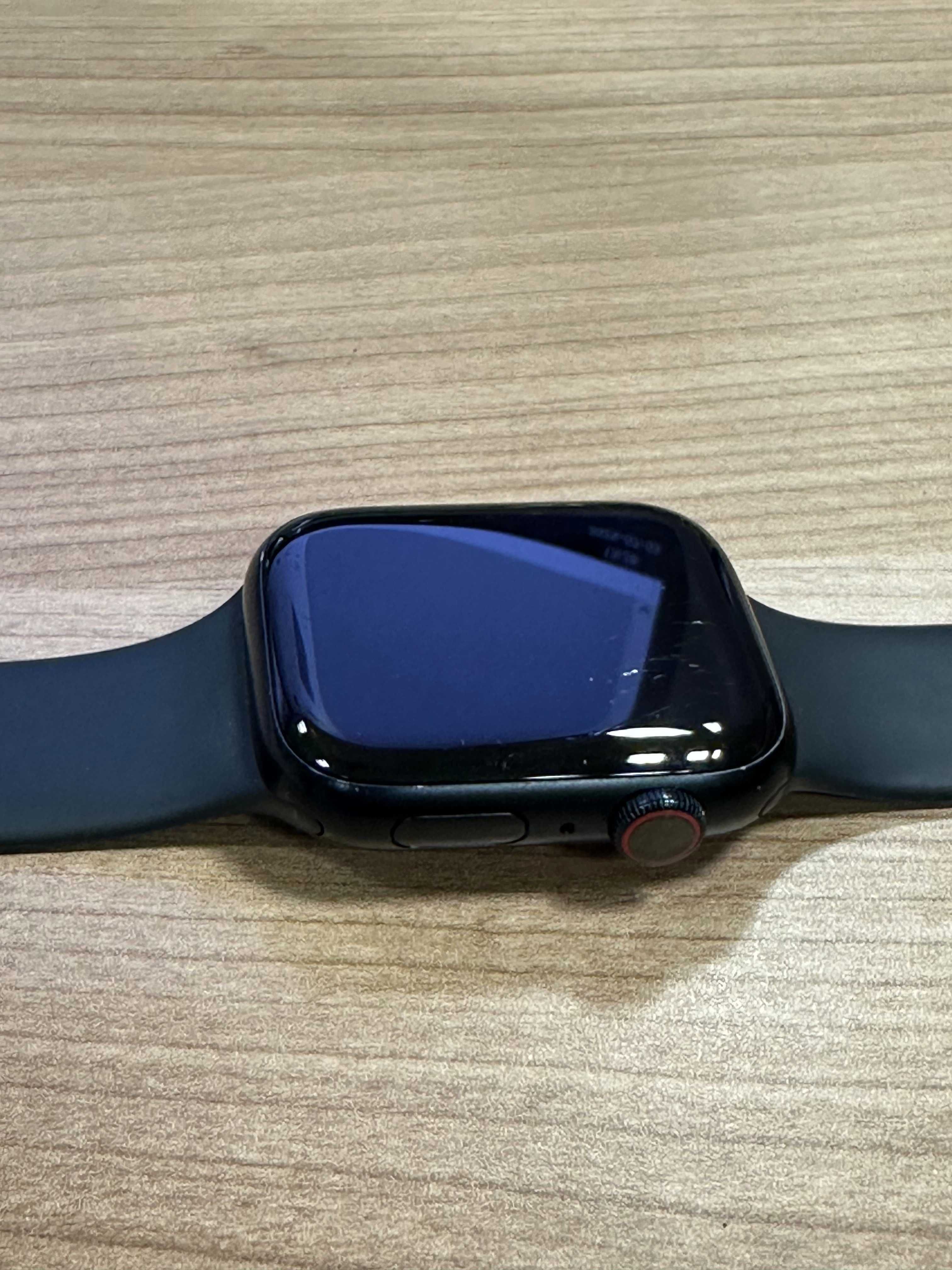Apple Watch Series 8 GPS + Cellular 45mm