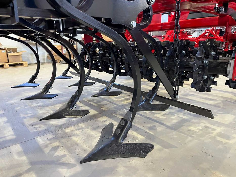 Компактор 6 метрів Европак Компактомат передпосівний Farmet лущильник