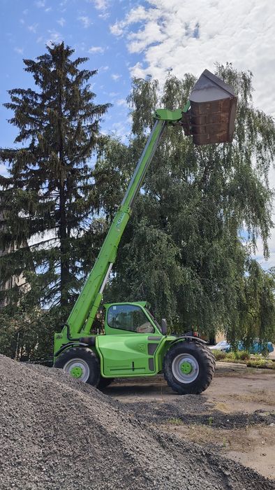 Послуги телескопічних та міні навантажувачів,траншеєкопача,екскаватора