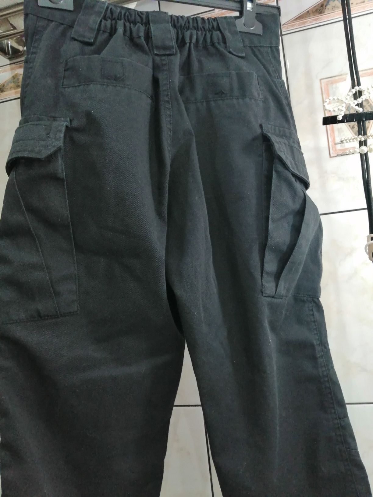 Spodnie bojówki -Morowo 146cm