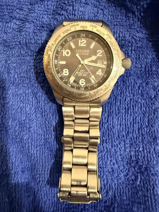Мужские часы CITIZEN Eco drive gmtworld time wr 200