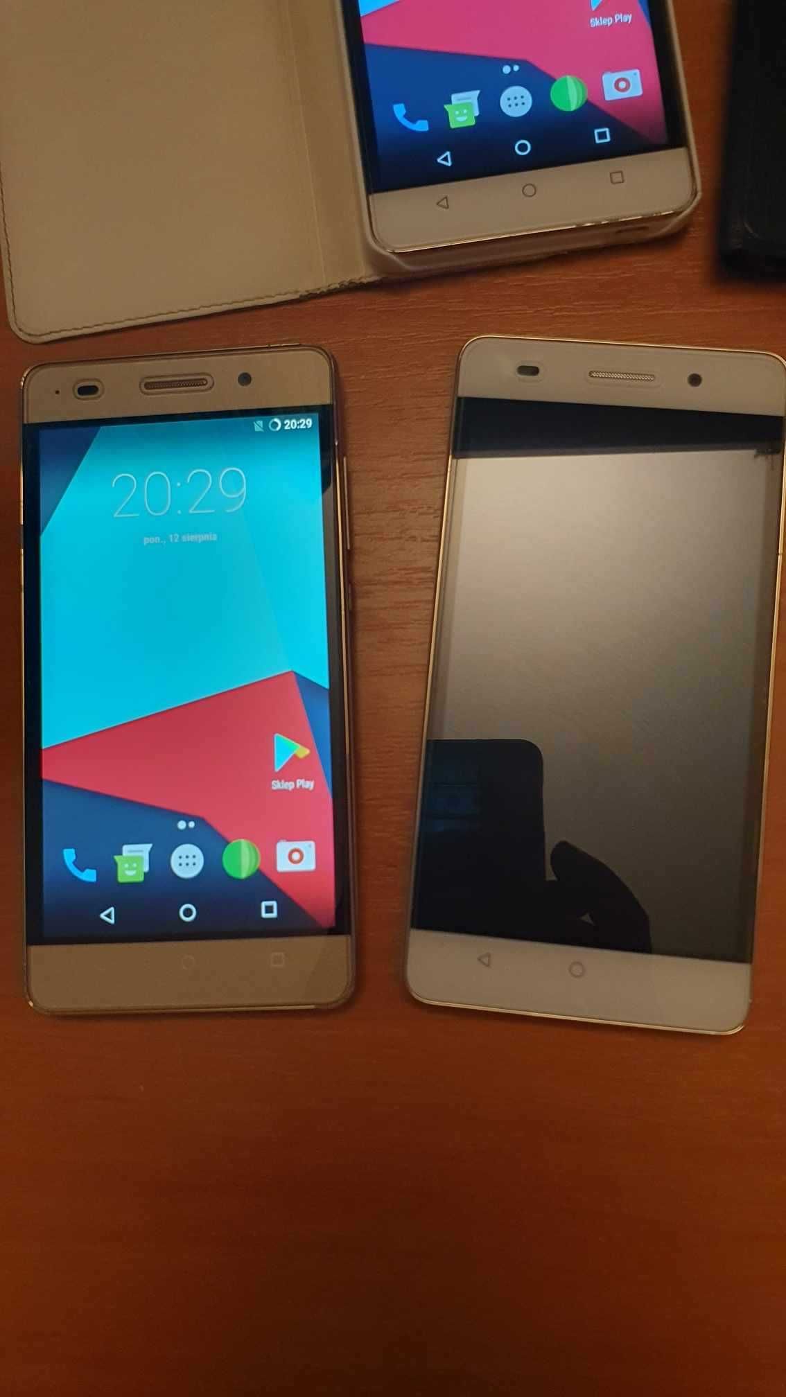 Smartfon   Honor 4C i Nokia na budowę, dla seniora, na początek.