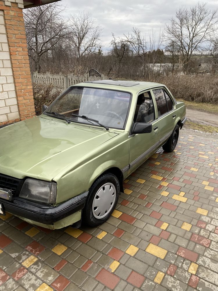 Продам Opel Askona