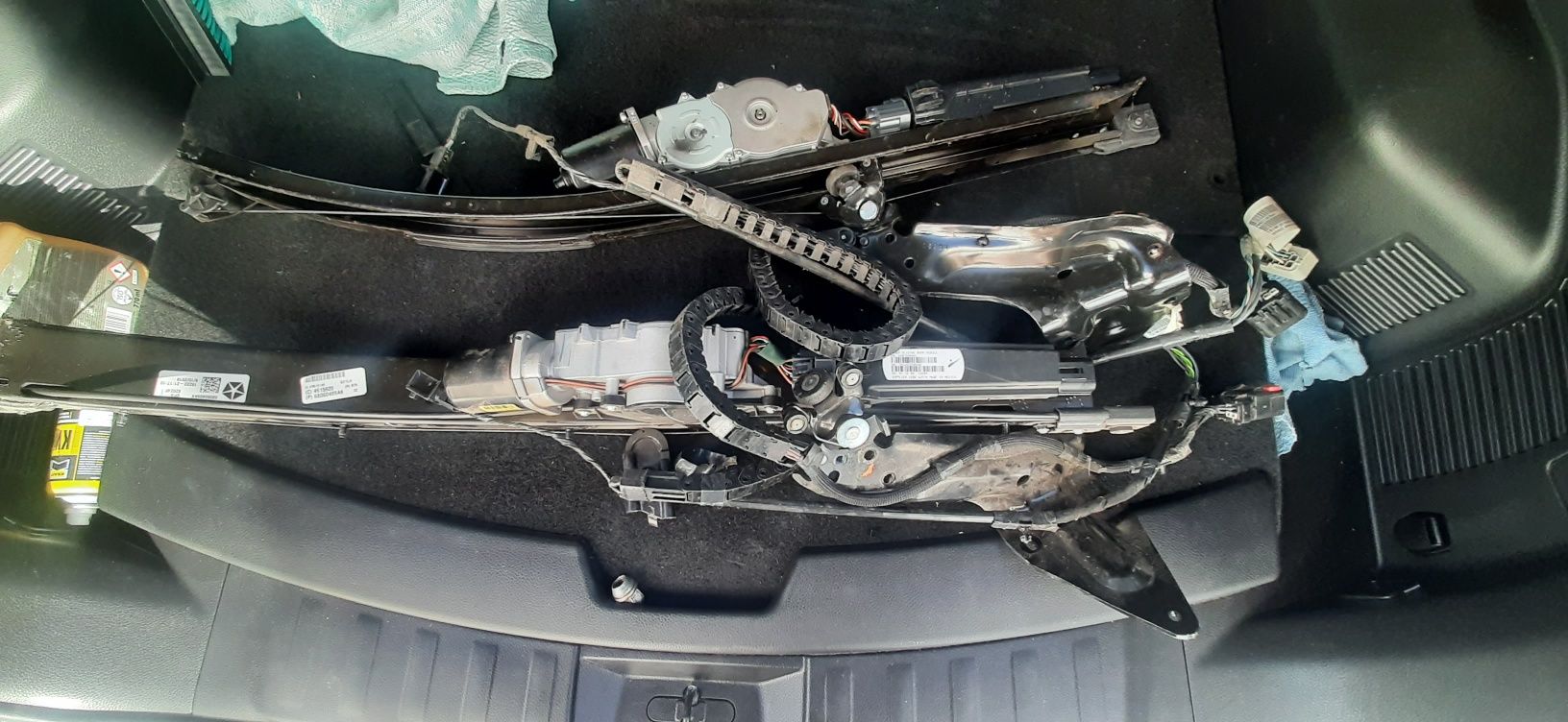 Механізми авто розсувних дверей Dodge grand caravan GT SXT