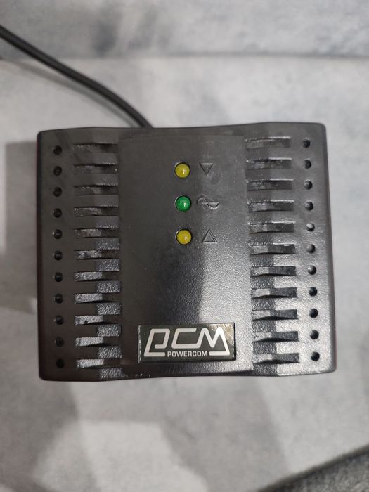Стабилизатор напряжения Powercom TCA-2000 Black