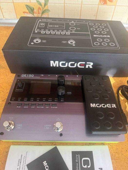 Продам Гитарный процессор Процессор Mooer GE150 ( как новый )