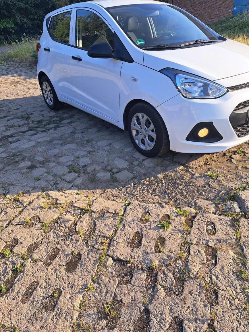 HYUNDAI i10 silnik 1,0 benzyna plus gaz..2016 rok