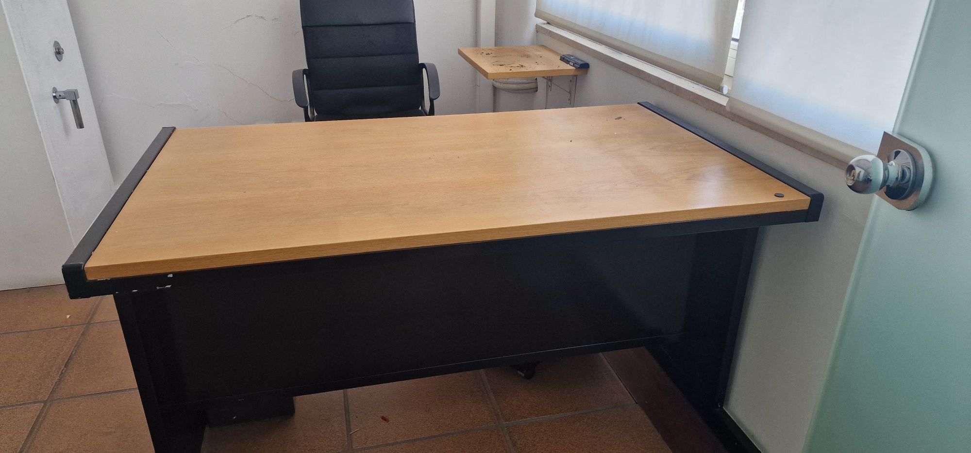 Secretaria Completa módulo de gavetas e cadeira