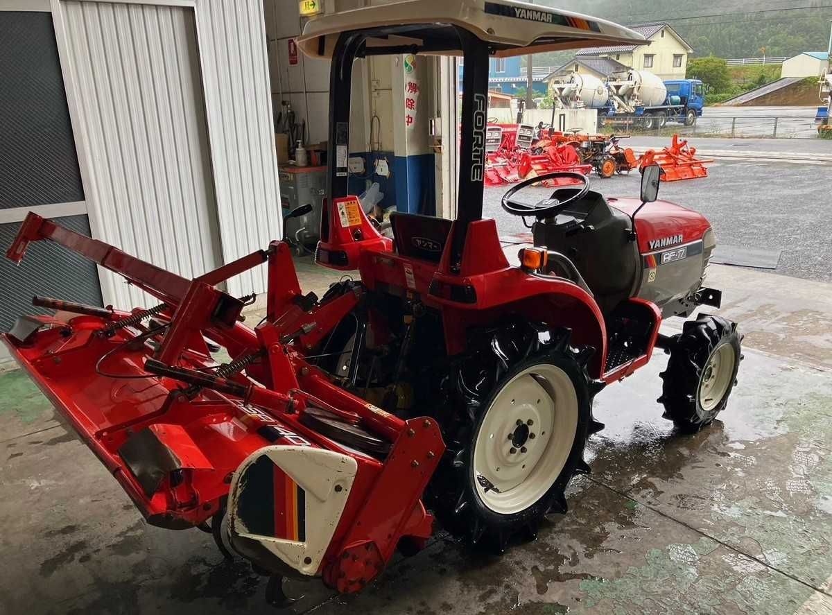 Traktor Yanmar AF17D - Kompaktowy traktor gotowy do pracy