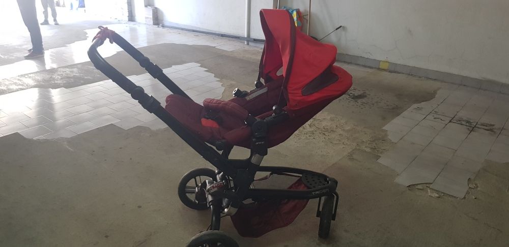 Carrinho de passeio para bebé